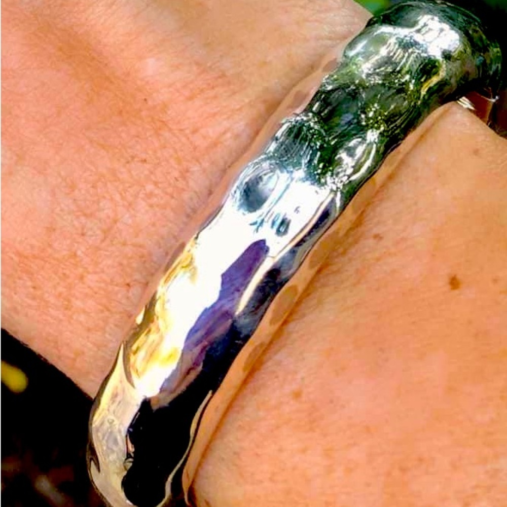 Sterling silver solid Silpada bracelet stunning!